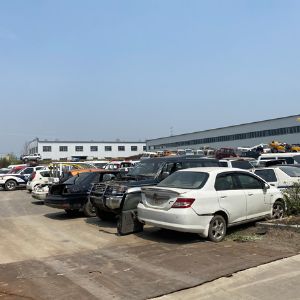 報(bào)廢機(jī)動(dòng)車(chē)回收拆解